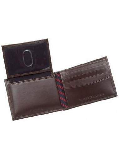 Tommy Hilfiger Men's Leather Passcase Wallet - Brown